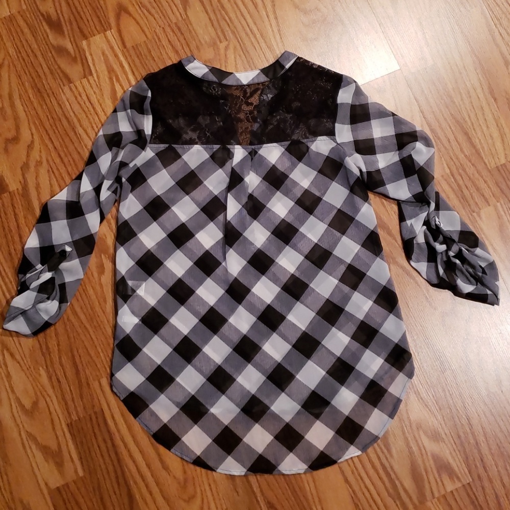 NY & Co Black & White Checkered Blouse with Lace - Picture 5 of 5
